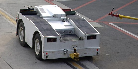 airport support vehicle