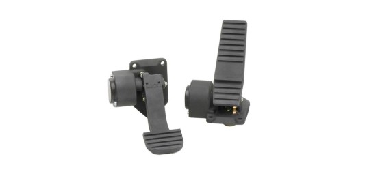 two different black pedals